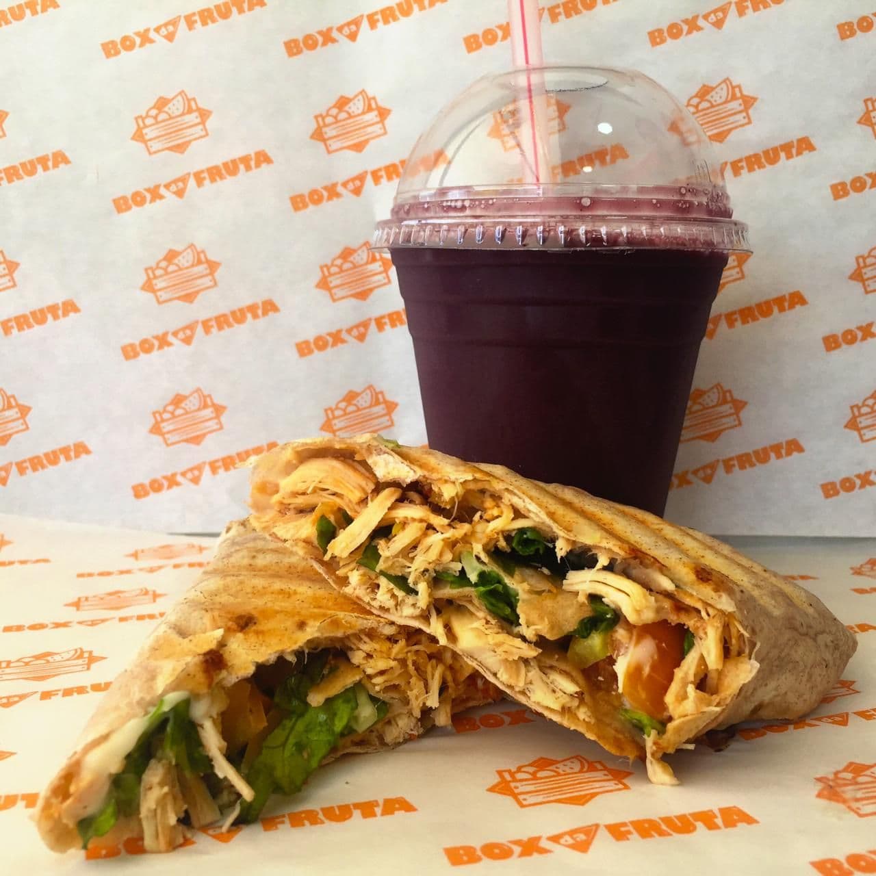 Combo com Wrap + Suco 100% natural